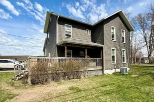 607 N 18th St, Niles, MI 49120 - Photo 5