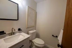 2146 Bryanston Crescent St, Detroit, MI 48207 - Photo 17