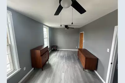 910 Monroe Street, Carleton, MI 48117 - Photo 9