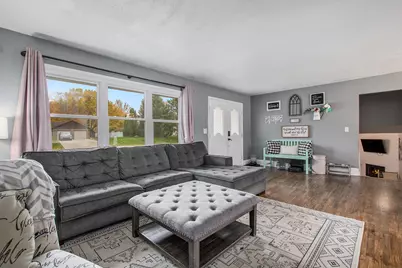 15902 Meadowview Drive, Buchanan, MI 49107 - Photo 3