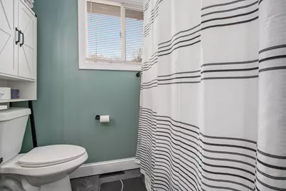 15902 Meadowview Drive, Buchanan, MI 49107 - Photo 9