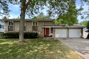 715-717 N Bradley St, Mount Pleasant, MI 48858 - Photo 1