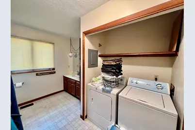 715-717 N Bradley Street, Mount Pleasant, MI 48858 - Photo 17