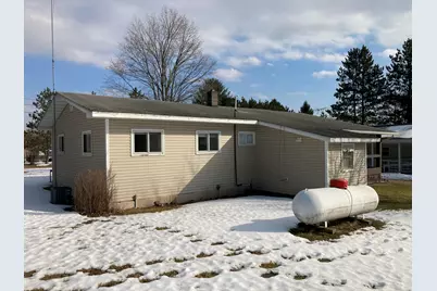 7737 NE County Line Road, Riverdale, MI 48877 - Photo 3