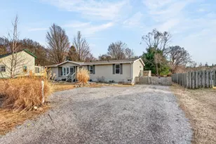 913 E Lewis St, Whitehall, MI 49461 - Photo 3