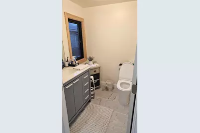 1923 Chalmers Drive W, Rochester Hills, MI 48309 - Photo 17