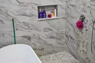 1923 Chalmers Dr W, Rochester Hills, MI 48309 - Photo 15