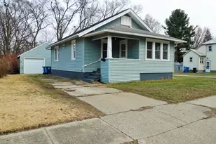 102 Yale St, Battle Creek, MI 49017 - Photo 1