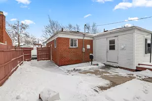 5845 Plainfield St, Dearborn Heights, MI 48127 - Photo 33