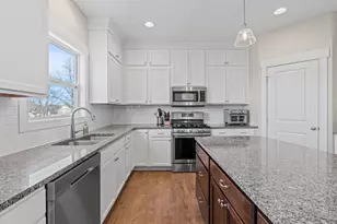 7351 Wind Stone Dr, Hudsonville, MI 49426 - Photo 13