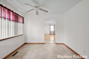 966 Roberts St, Muskegon, MI 49442 - Photo 9