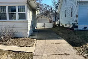 1936 Havana Ave SW, Wyoming, MI 49509 - Photo 15
