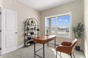 11913 Smithfield Dr, Holland, MI 49424 - Photo 5