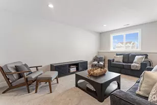 11913 Smithfield Dr, Holland, MI 49424 - Photo 31