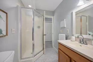 2126 Lamont Ave NW, Grand Rapids, MI 49534 - Photo 23