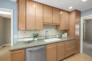 2126 Lamont Ave NW, Grand Rapids, MI 49534 - Photo 15