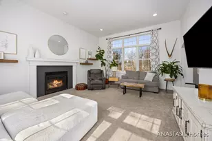 2224 Tradition Dr NE, Grand Rapids, MI 49505 - Photo 7