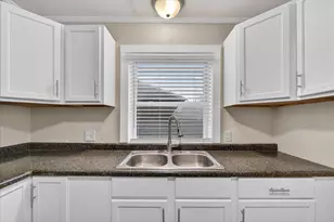 406 Garfield St, Jackson, MI 49203 - Photo 15