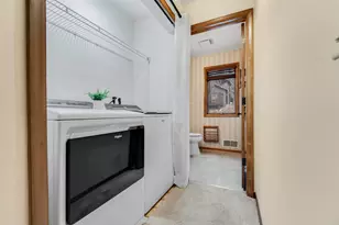 2429 Highpointe Dr, Kalamazoo, MI 49008 - Photo 13