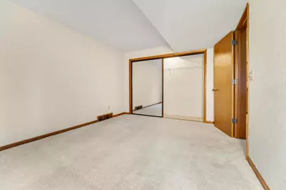 2429 Highpointe Drive, Kalamazoo, MI 49008 - Photo 19