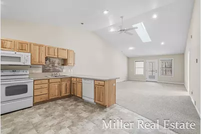 630 Riverwalk Street, Hastings, MI 49058 - Photo 5