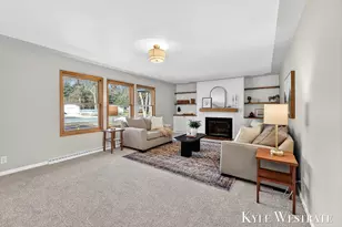 938 Delora St, Muskegon, MI 49442 - Photo 5