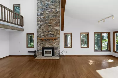 24199 N Shore Drive, Edwardsburg, MI 49112 - Photo 17