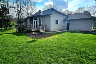 146 Steamburg Dr, East Leroy, MI 49051 - Photo 25