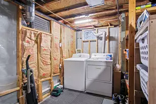 1253 Emerald Ave NE, Grand Rapids, MI 49505 - Photo 17