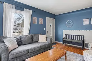 1253 Emerald Ave NE, Grand Rapids, MI 49505 - Photo 5