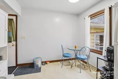 226 W Nelson Street, Hastings, MI 49058 - Photo 11