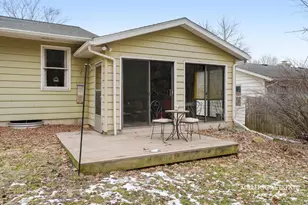226 W Nelson St, Hastings, MI 49058 - Photo 27