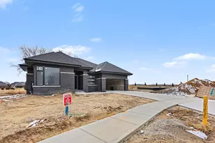 57078 Meadowridge Dr, Washington, MI 48094 - Photo 3