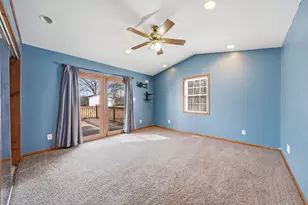 211 Hackett St, Jackson, MI 49202 - Photo 15