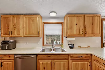 6733 Carolyn Drive NE, Sand Lake, MI 49343 - Photo 17