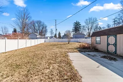 93 S West, Hillsdale, MI 49242 - Photo 9