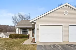 3321 Clear Vista Ct NE, Grand Rapids, MI 49525 - Photo 3