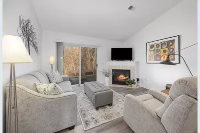 3321 Clear Vista Court NE, Grand Rapids, MI 49525 - Photo 5