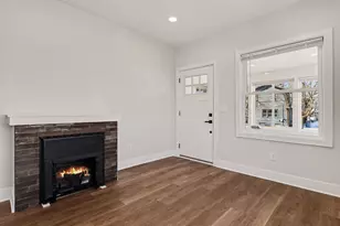 1624 Lafayette Ave SE, Grand Rapids, MI 49507 - Photo 9