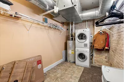 600 Broadway Avenue NW #431, Grand Rapids, MI 49504 - Photo 17