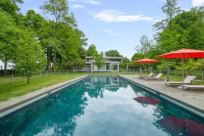 1600 Rocky Gap Road, Benton Harbor, MI 49022 - Photo 3