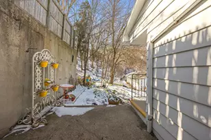 2194 Banner Dr SW, Wyoming, MI 49509 - Photo 13