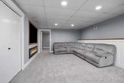 1829 Sunset Drive, Dorr, MI 49323 - Photo 19