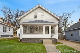 714 Emerald Ave NE, Grand Rapids, MI 49503 - Photo 1