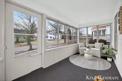 714 Emerald Avenue NE, Grand Rapids, MI 49503 - Photo 3