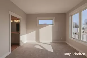 5172 Blendon Mdw Cir, Hudsonville, MI 49426 - Photo 13