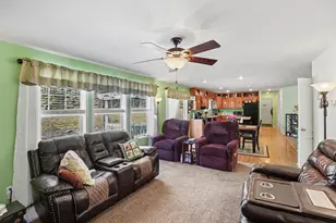 707 Peach Ln, Fremont, MI 49412 - Photo 3