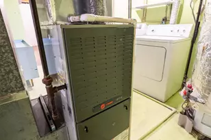 635 E Mill St, Capac, MI 48014 - Photo 27