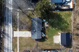 635 E Mill St, Capac, MI 48014 - Photo 9