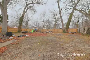 594 E Apple Ave, Muskegon, MI 49442 - Photo 15